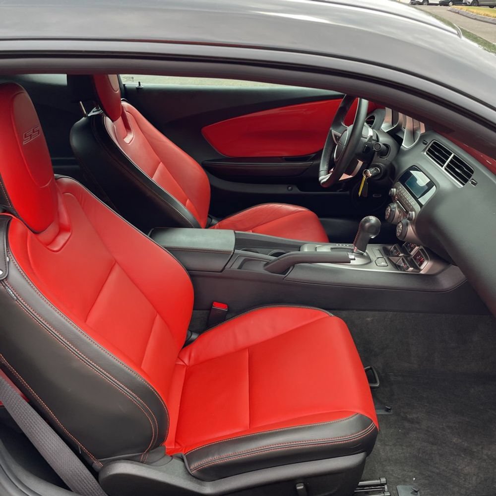 Used 2010 Chevrolet Camaro SS w/ RS Package RWD image 18