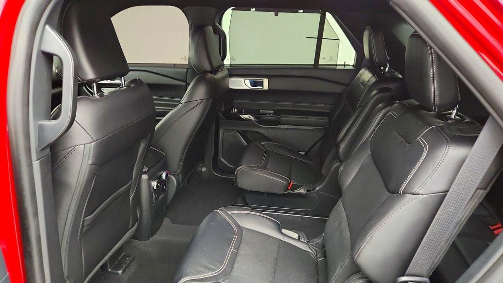 Used 2023 Ford Explorer ST w/ Equipment Group 401A image 21