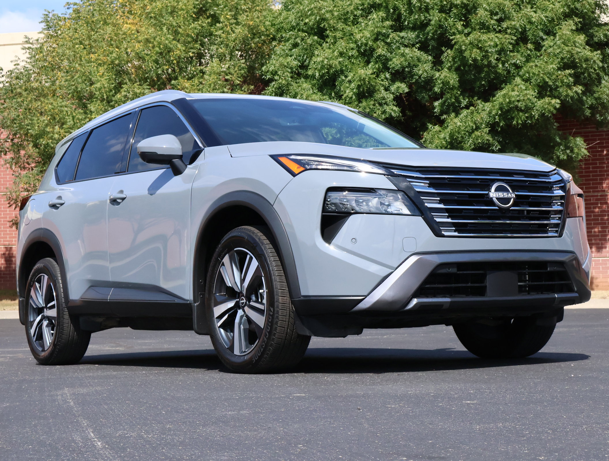 Used 2024 Nissan Rogue SL