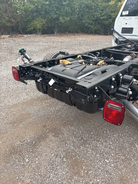 New 2026 Ford F450 XL w/ XL Chrome Package image 9