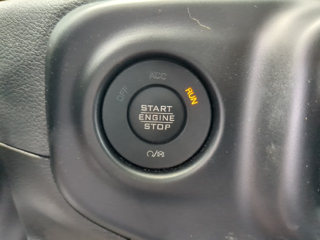 Used 2022 Jeep Gladiator Sport AWD/4WD image 34