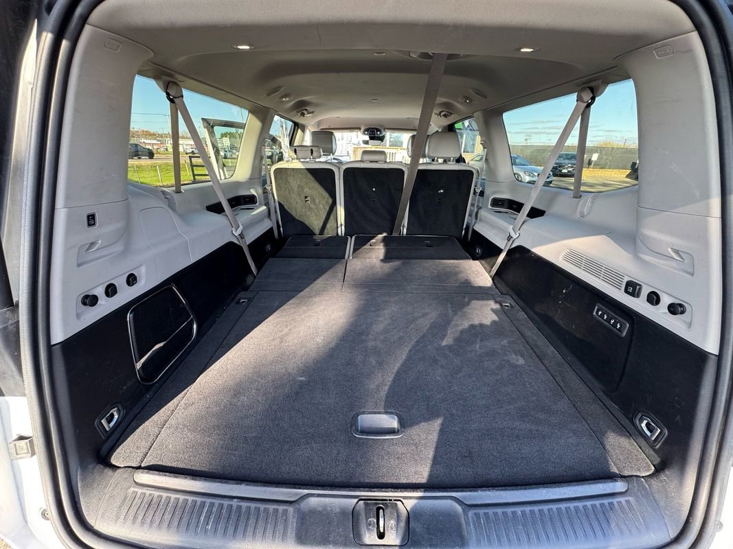 Used 2024 Jeep Wagoneer L Series II w/ Flexible Seating Group image 27