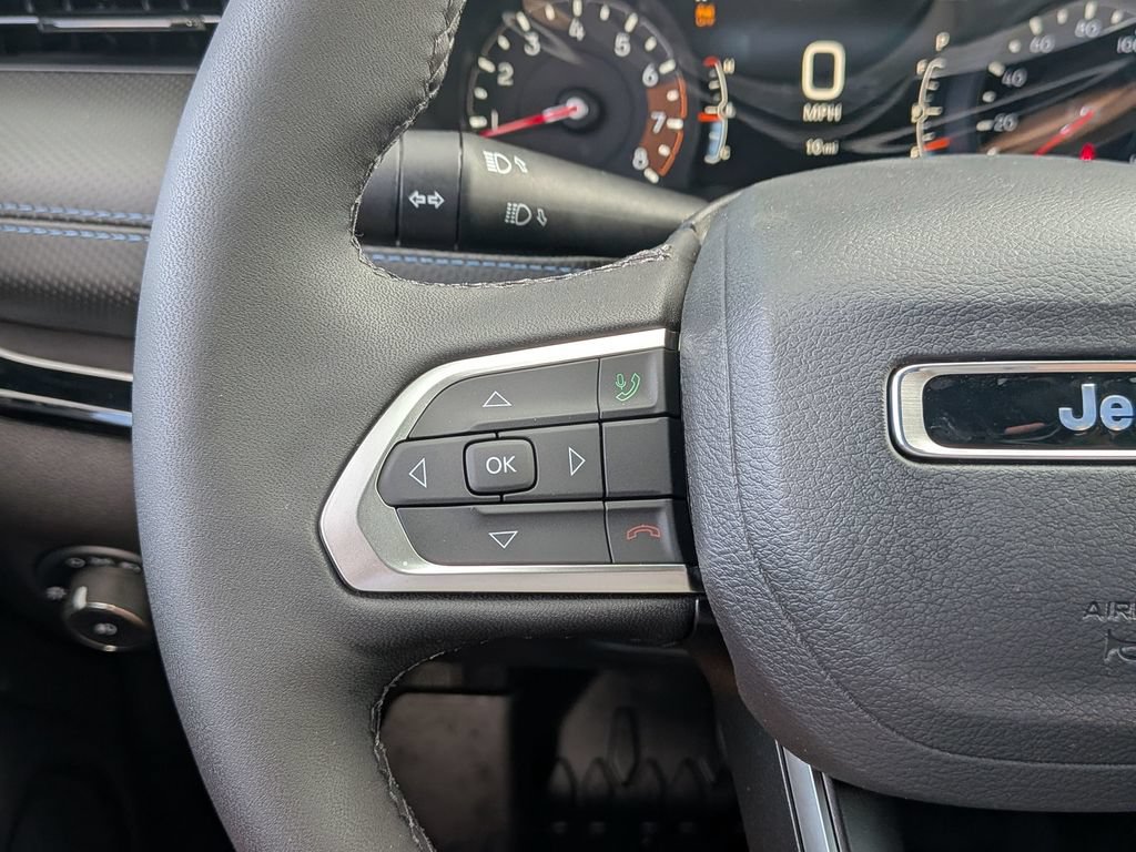 New 2026 Jeep Compass Latitude AWD/4WD image 21