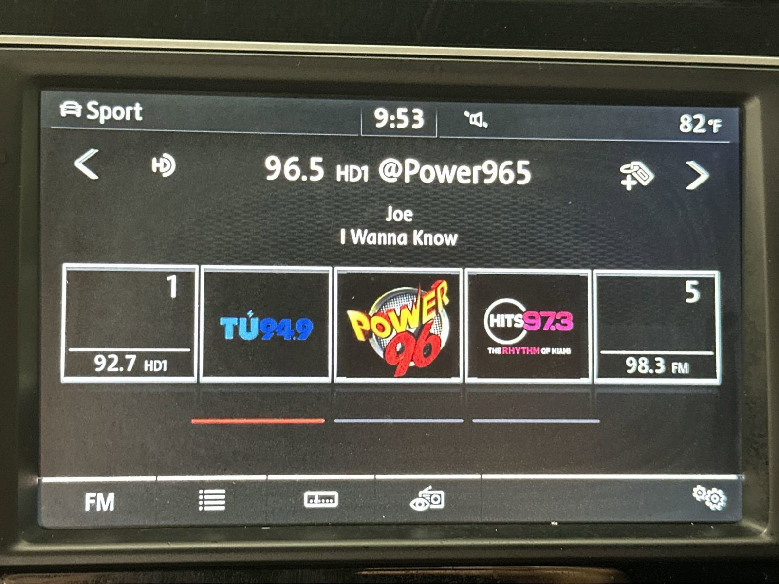 Used 2017 Volkswagen GTI S image 16