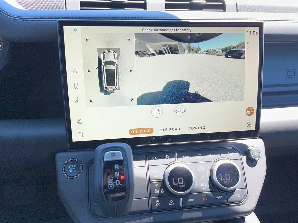 New 2026 Land Rover Defender 130 X-Dynamic SE AWD/4WD image 18