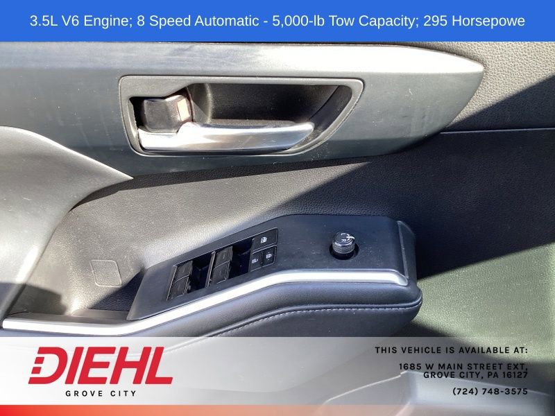 Used 2022 Toyota Highlander XLE AWD/4WD image 21