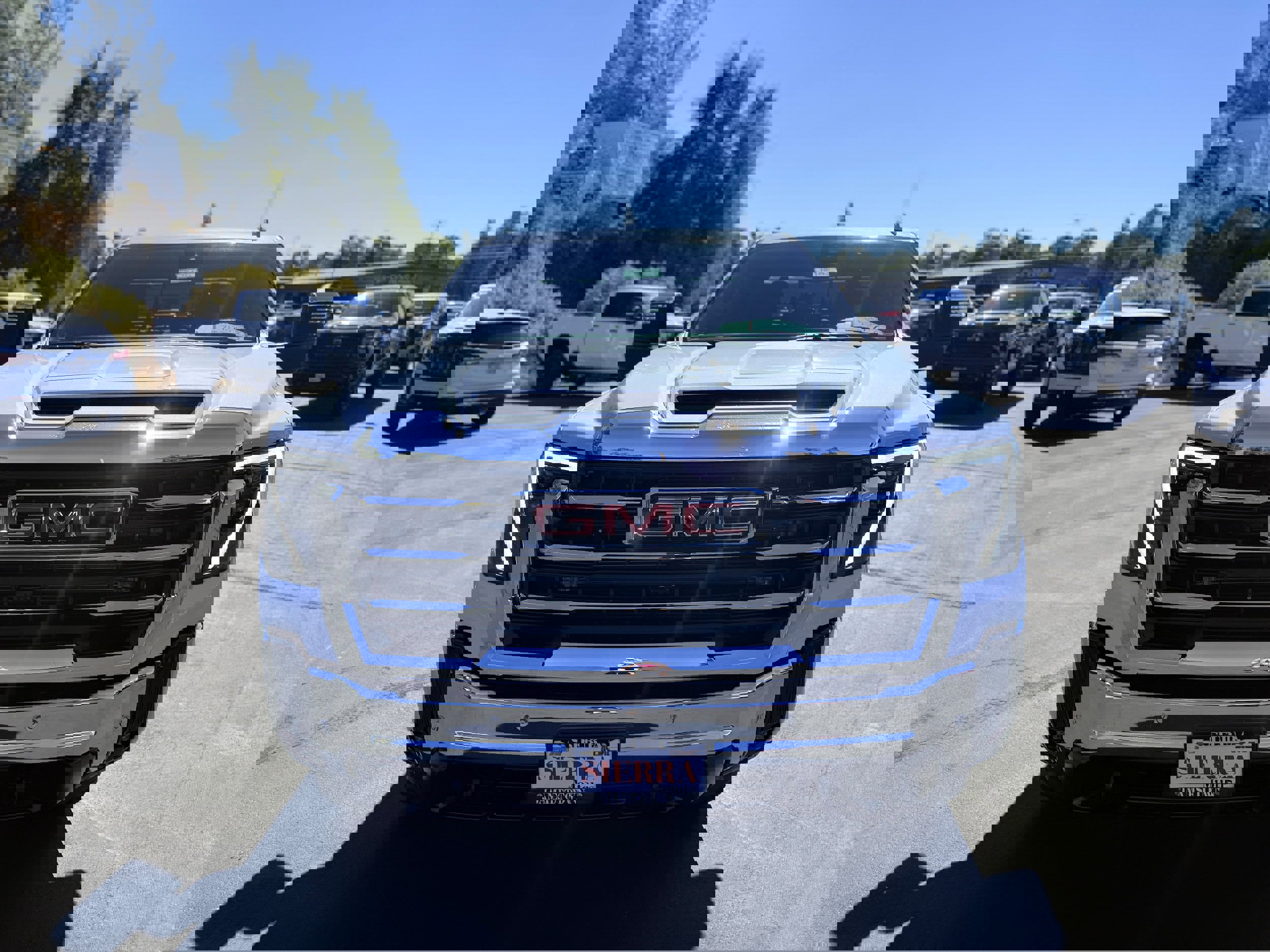 New 2026 GMC Sierra 2500 SLT w/ SLT Premium Package image 2