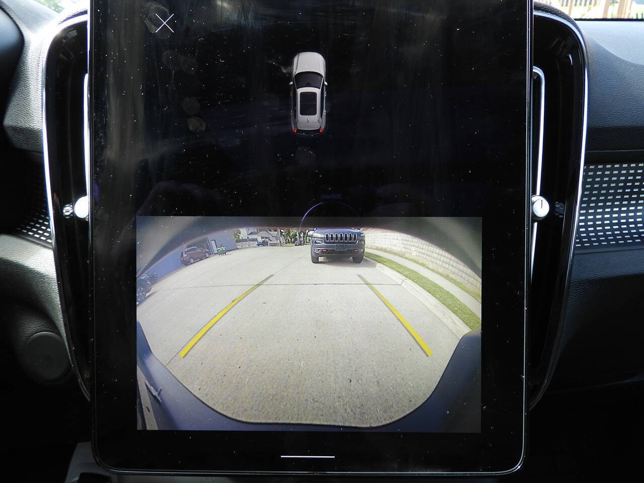 Used 2021 Volvo XC40 P8 Recharge w/ Advanced Package AWD/4WD image 42