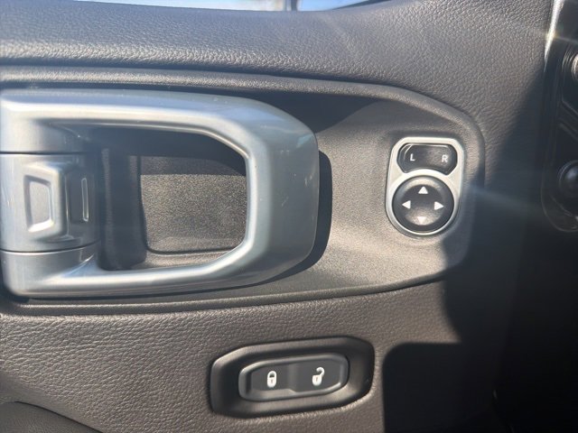 Used 2024 Jeep Wrangler Unlimited Rubicon 4xe image 28