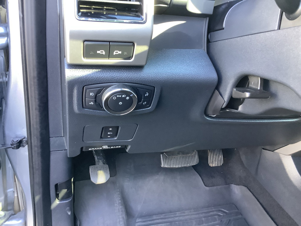 Used 2022 Ford F250 Lariat w/ Chrome Package image 13