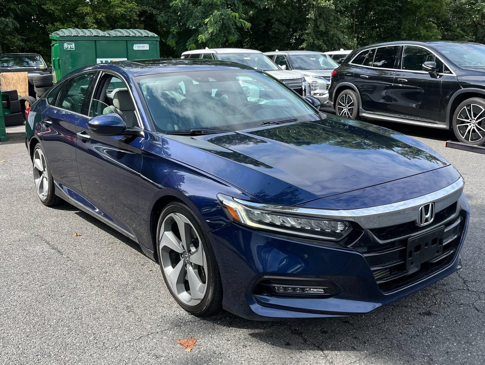 Used 2018 Honda Accord Touring image 4