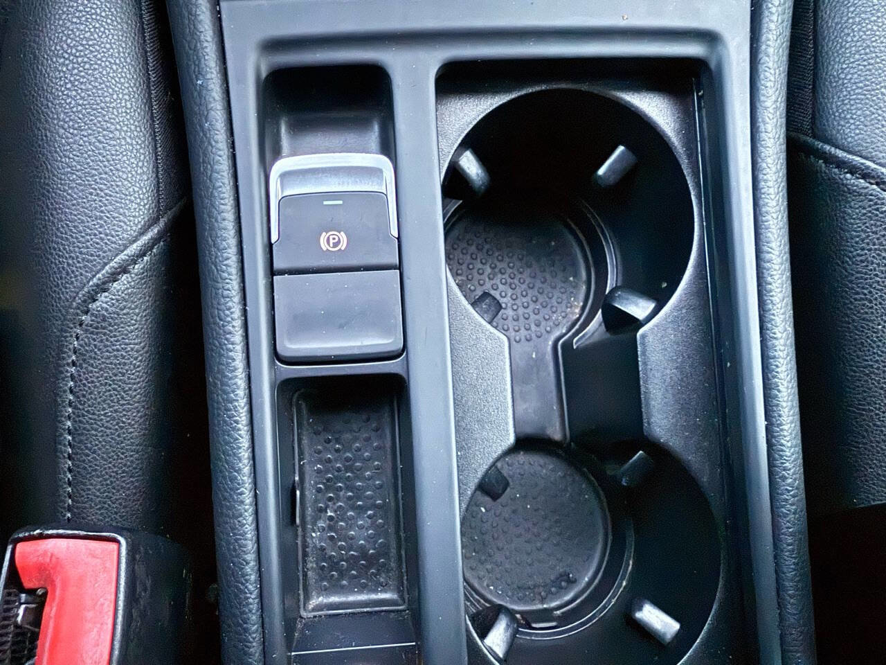 Used 2016 Volkswagen e-Golf SEL Premium w/ Driver Assistance Package image 15