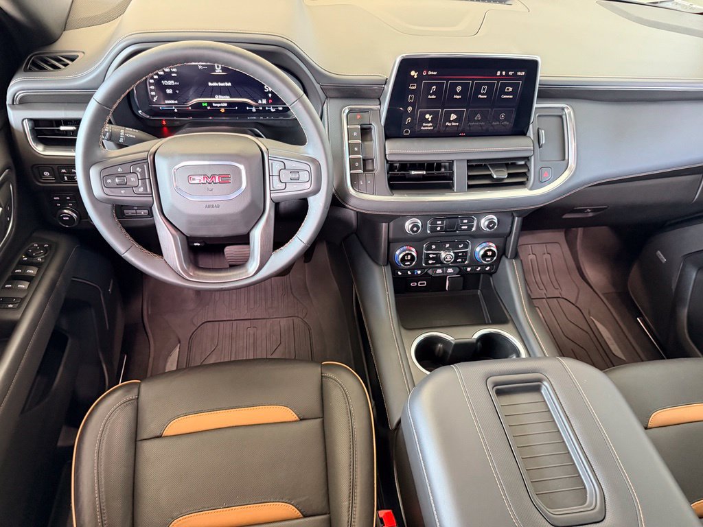 Used 2024 GMC Yukon XL AT4 w/ Technology Package AWD/4WD image 17