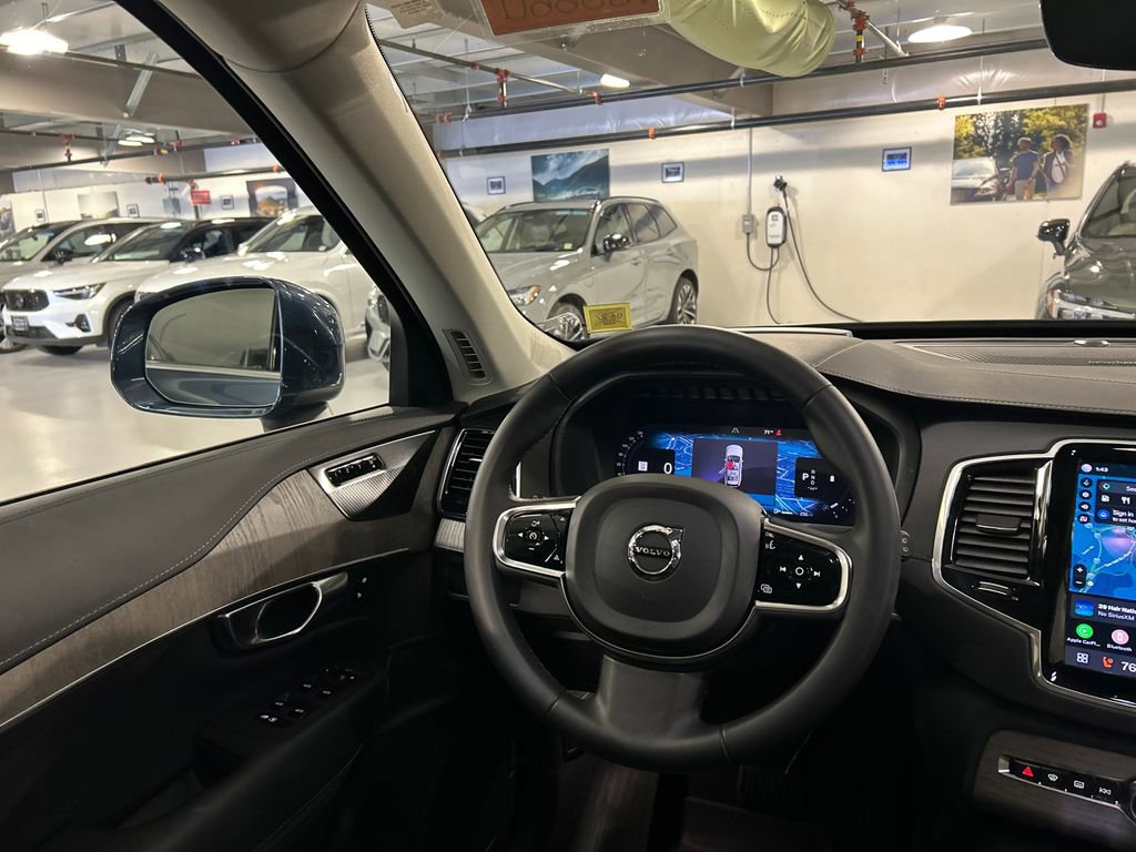 Certified 2023 Volvo XC90 B6 Ultimate w/ Protection Package Premier image 25