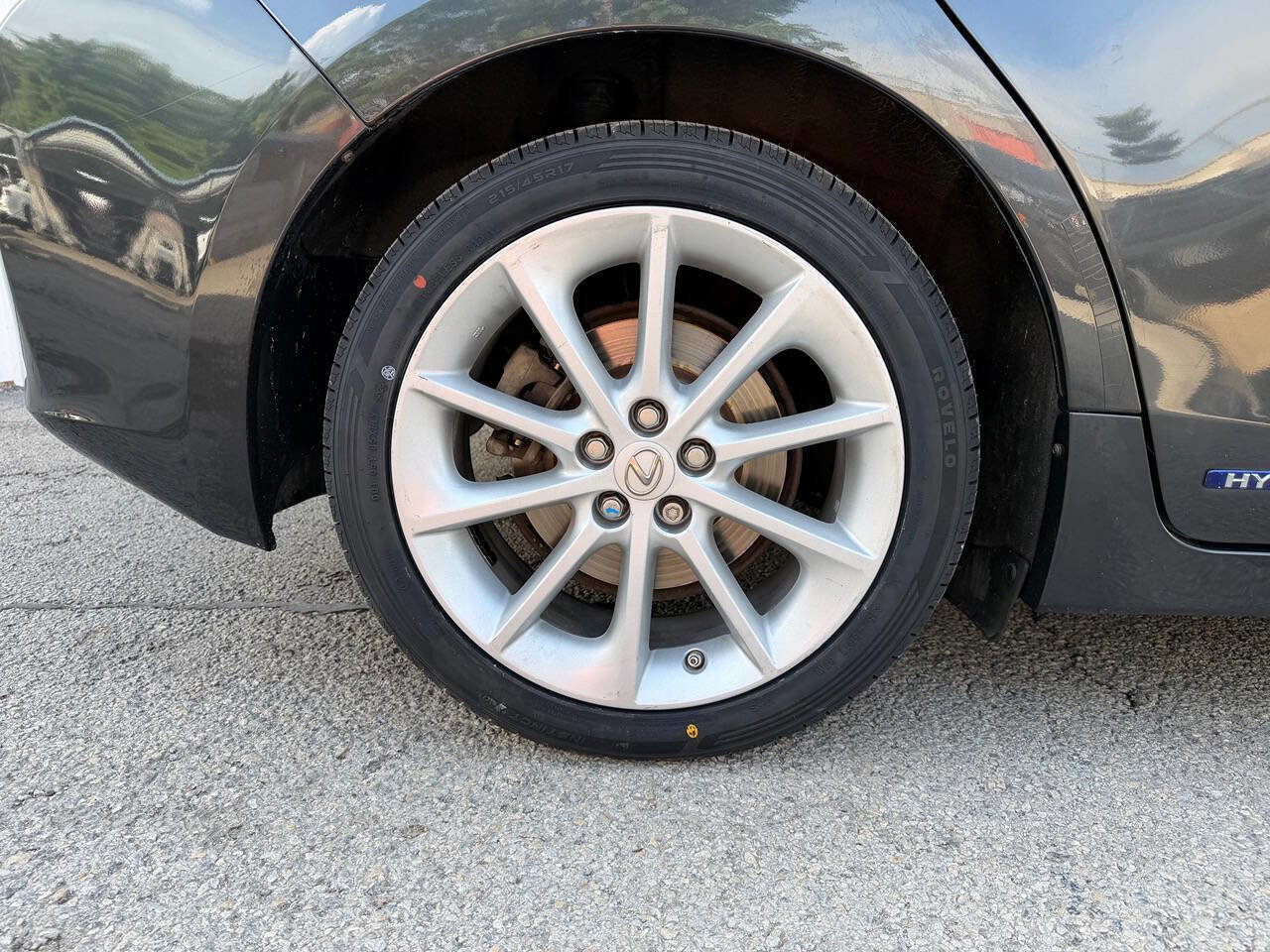 Used 2011 Lexus CT 200h Premium w/ Premium Audio Pkg FWD image 31