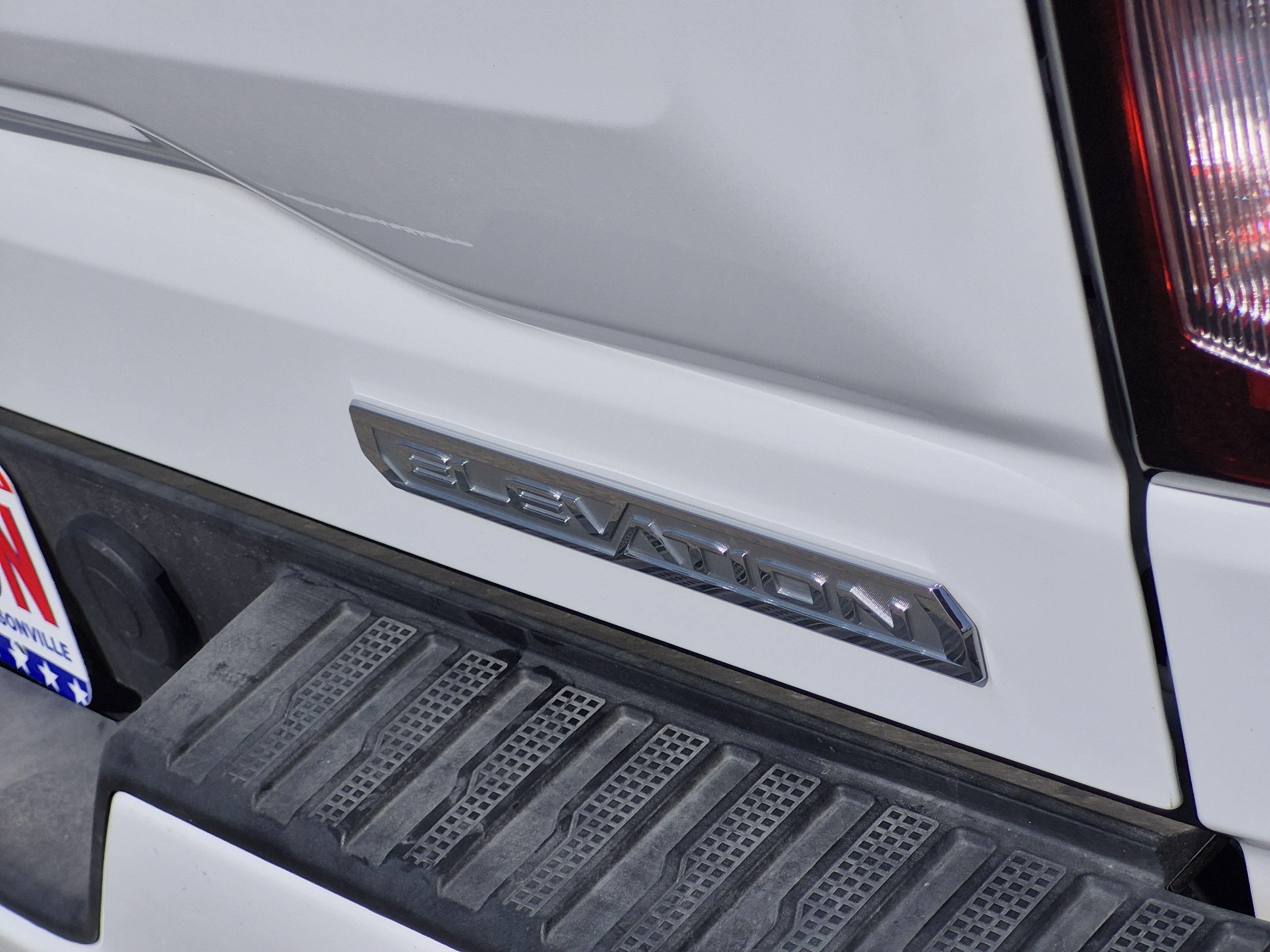Used 2026 GMC Sierra 1500 Elevation AWD/4WD image 9