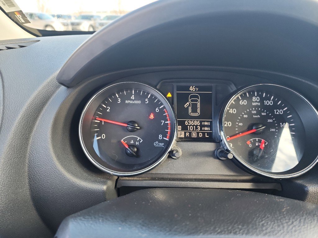 Used 2011 Nissan Rogue SV w/ SL Pkg image 14