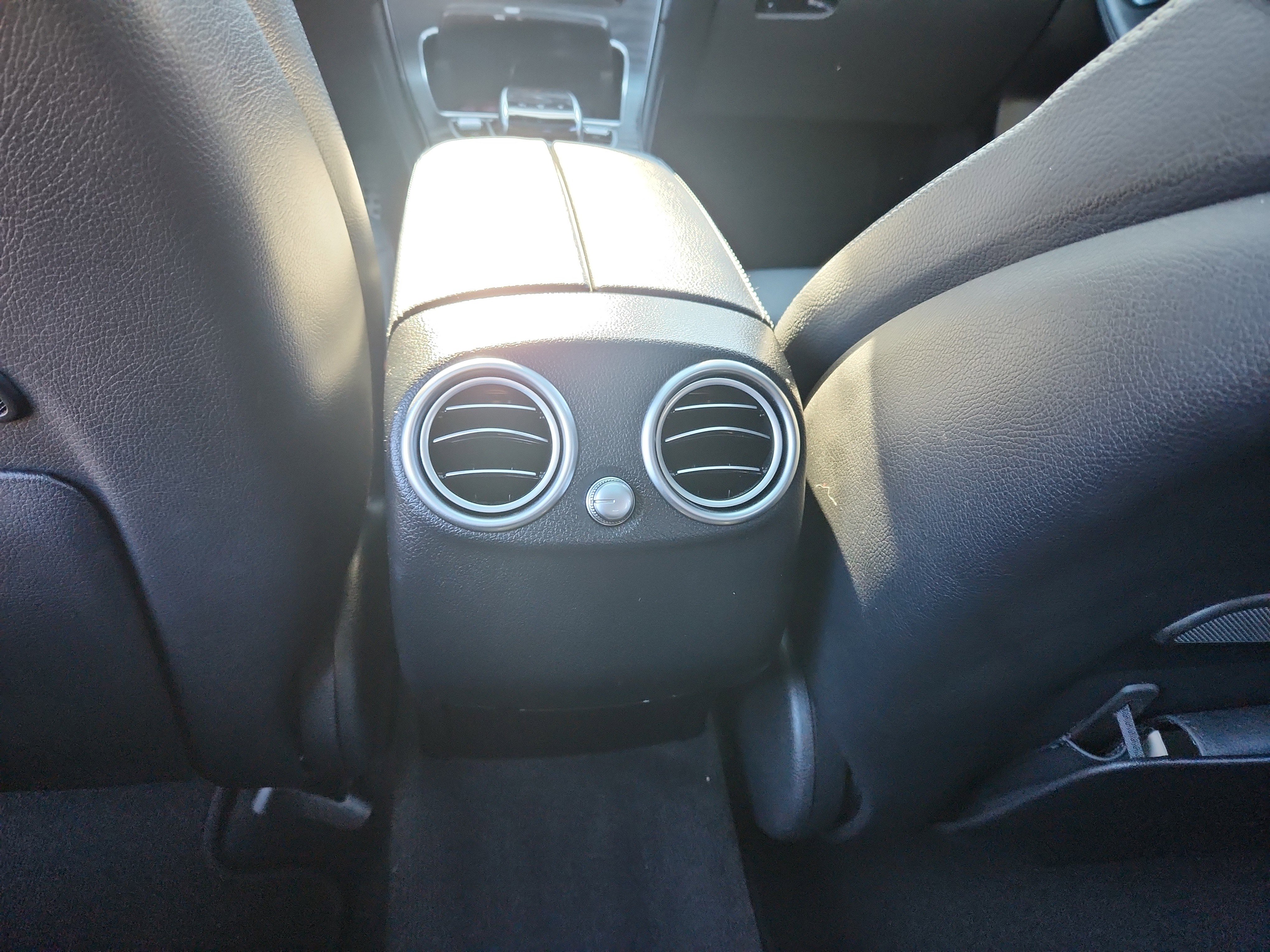 Used 2019 Mercedes-Benz GLC 300 image 41