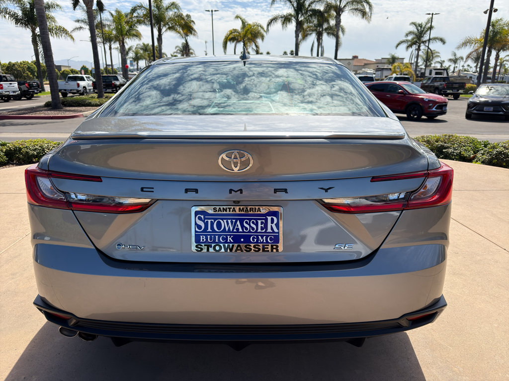 Used 2025 Toyota Camry Hybrid FWD image 5