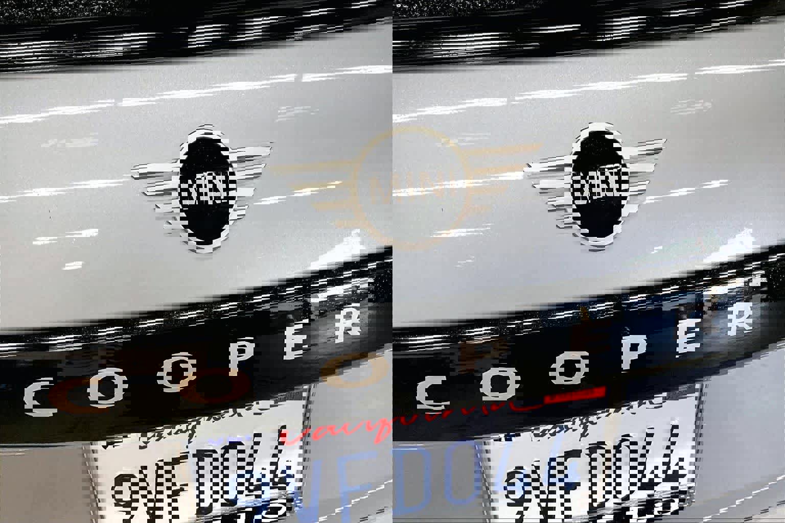 Used 2025 MINI Cooper 2-Door Hardtop image 11