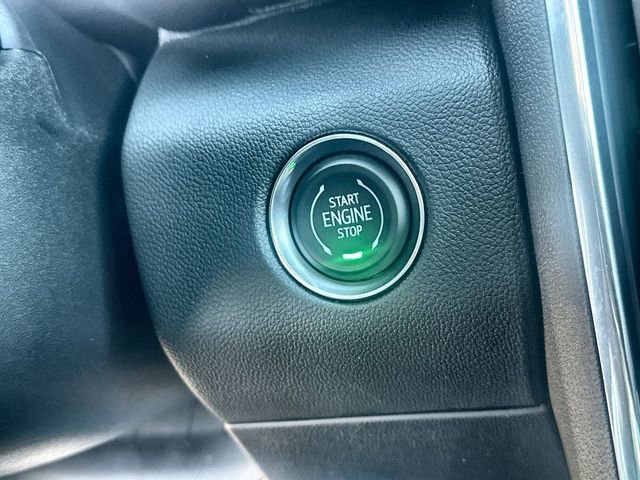 New 2026 GMC Acadia Denali w/ Super Cruise Package image 17