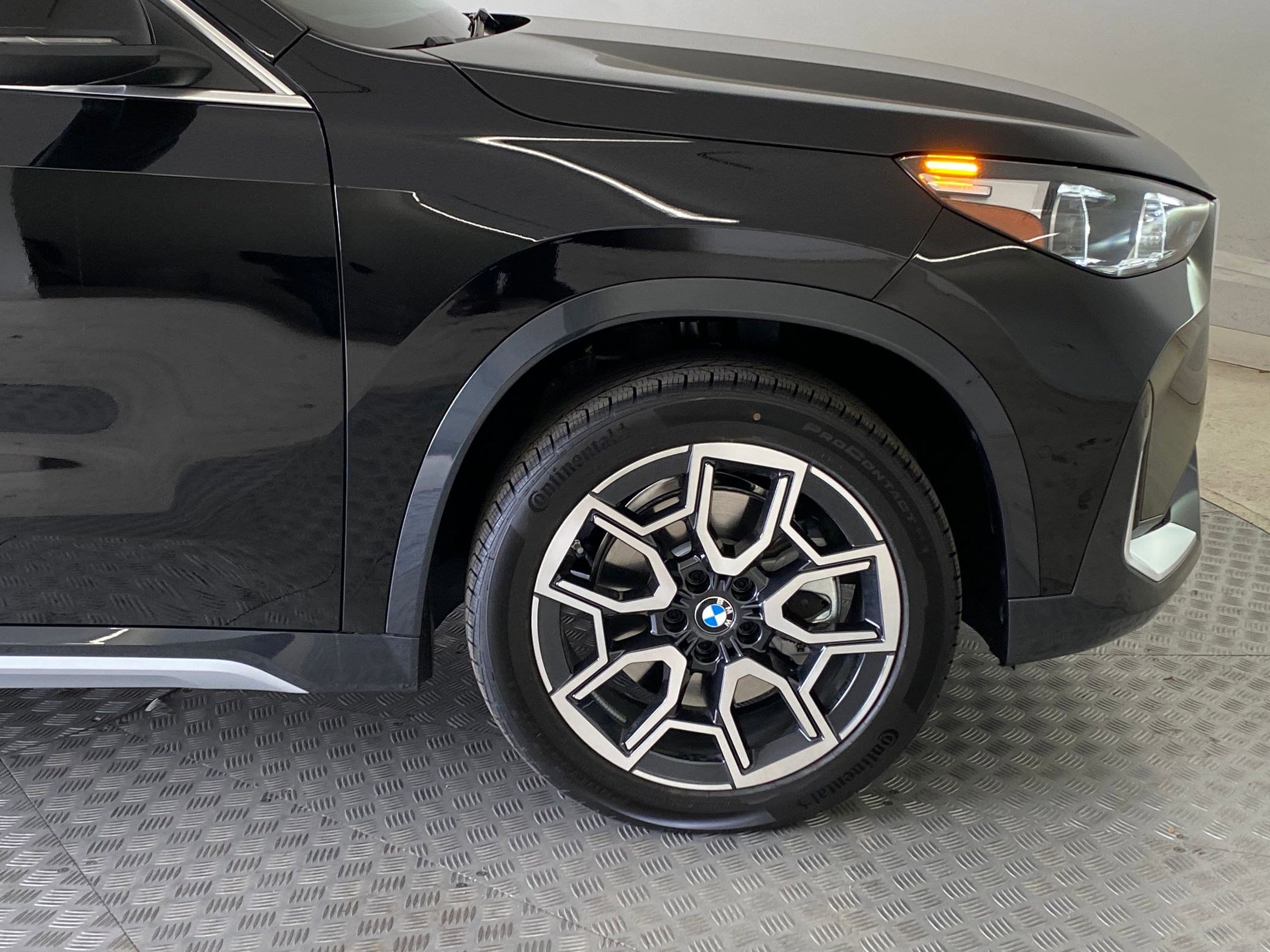 New 2026 BMW X1 xDrive28i w/ Convenience Package image 11