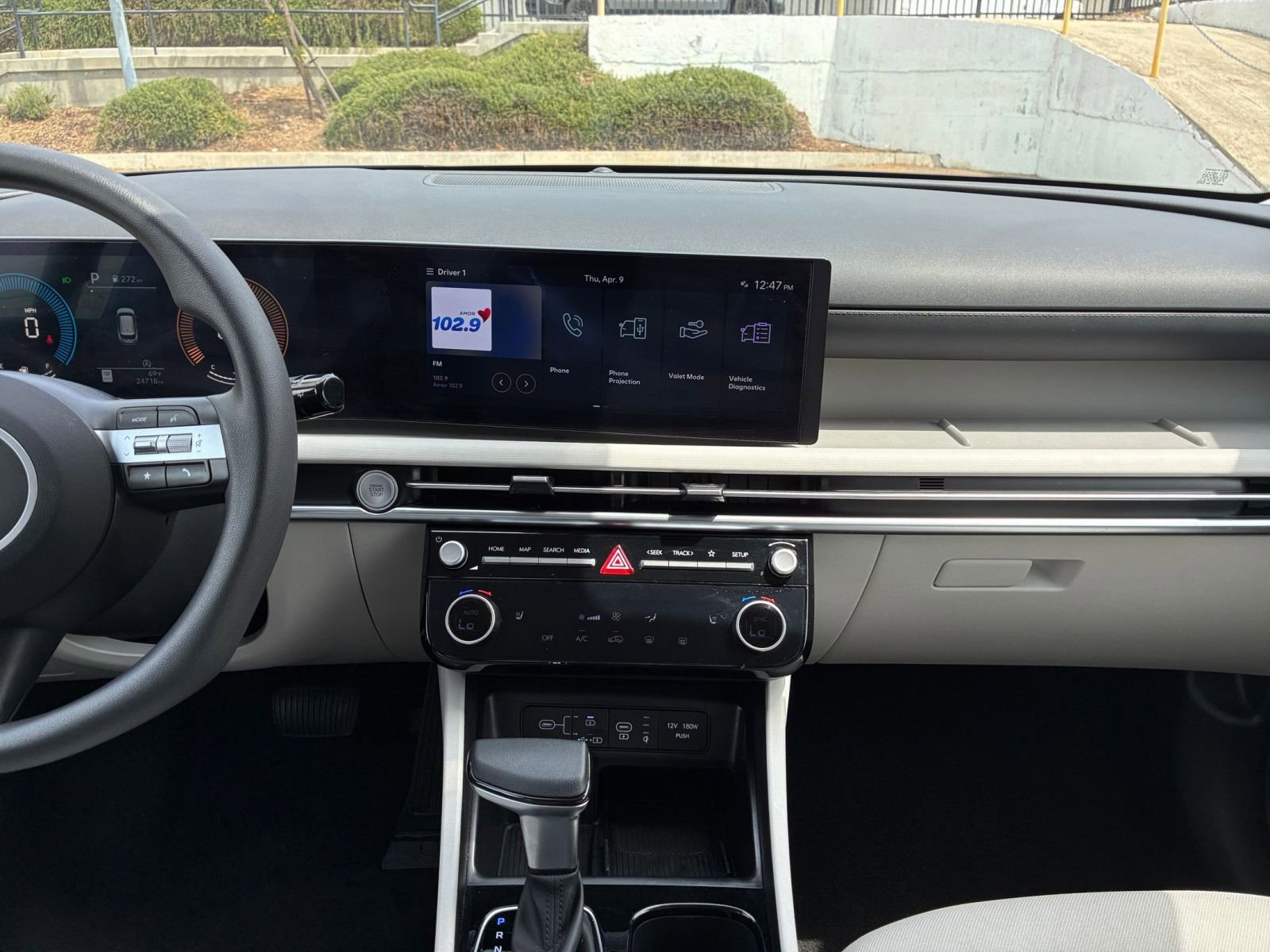 Used 2025 Hyundai Tucson SEL FWD image 17