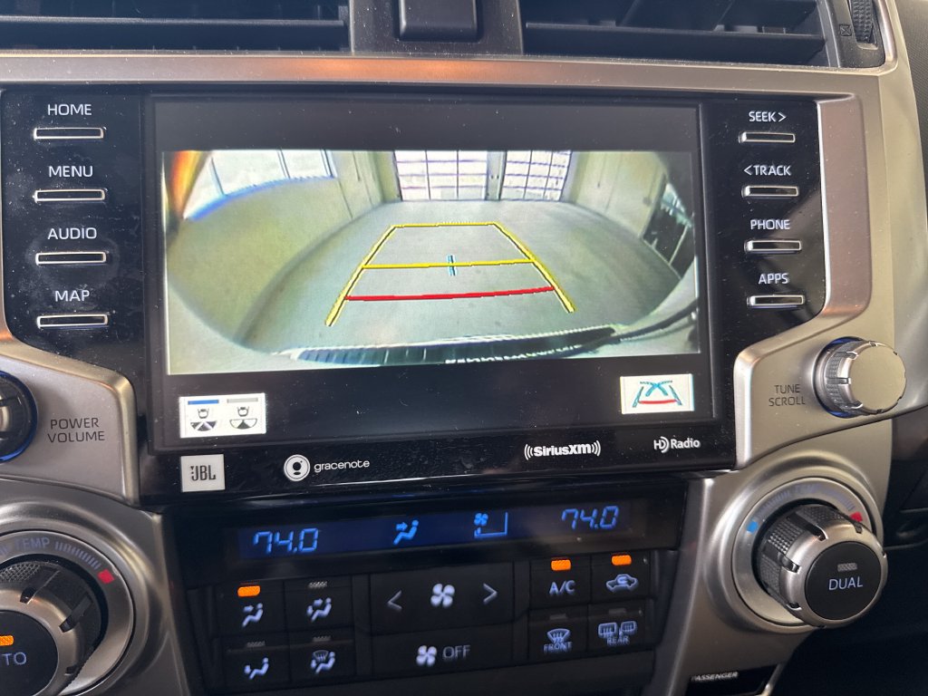 Used 2022 Toyota 4Runner Limited AWD/4WD image 35