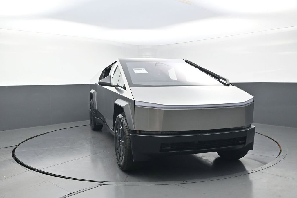 Used 2024 Tesla Cybertruck AWD Crew Cab image 3