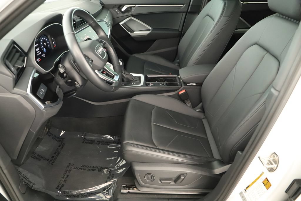 Certified 2024 Audi Q3 2.0T Premium AWD/4WD image 24