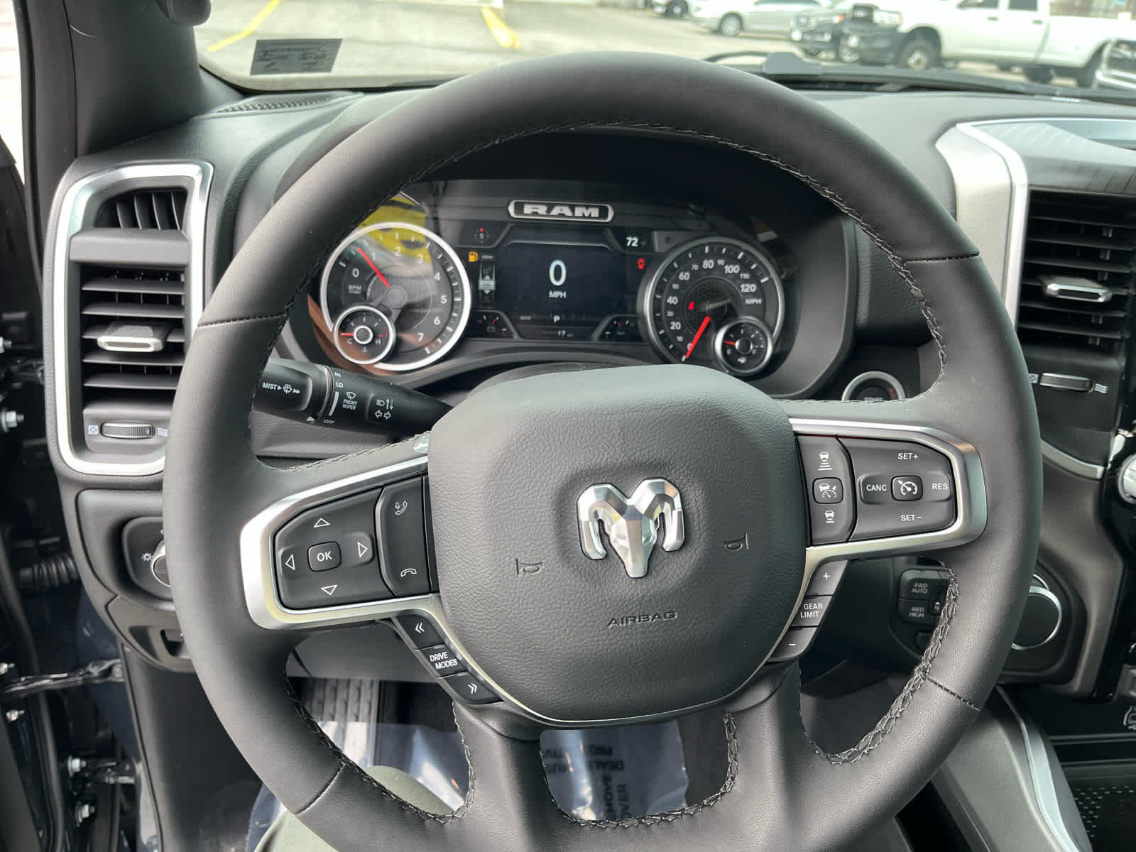 New 2026 RAM 1500 Big Horn AWD/4WD image 13