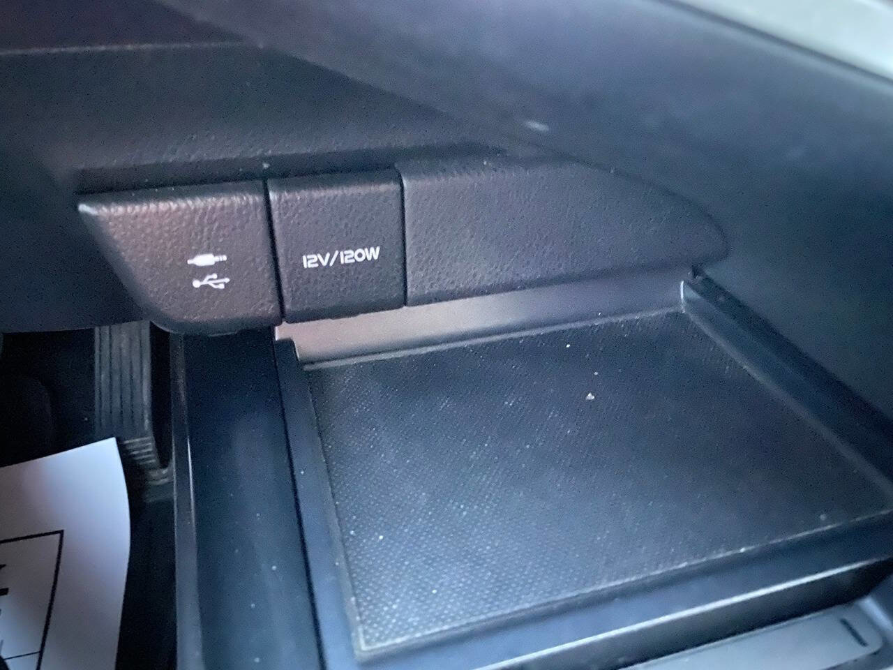 Used 2019 Toyota Camry SE image 28