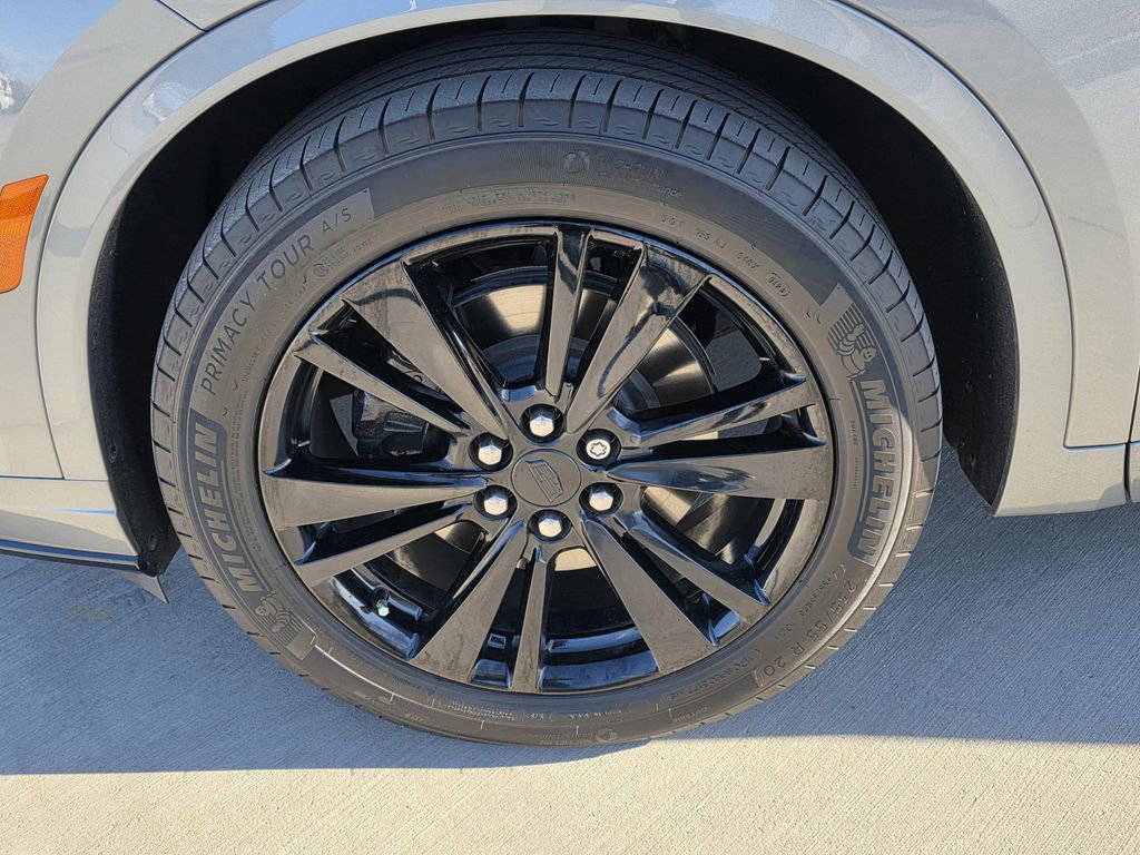 Used 2023 Cadillac XT6 Premium Luxury w/ LPO, Floor Liner Package image 29