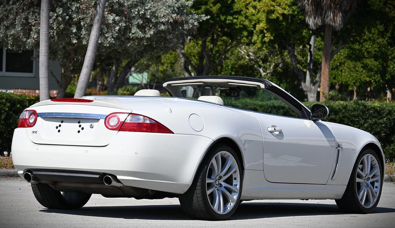 Used 2007 Jaguar XK Convertible image 12