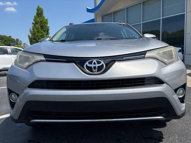 Used 2016 Toyota RAV4 XLE FWD image 2