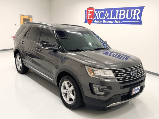 Used 2017 Ford Explorer XLT w/ Equipment Group 201A image 44