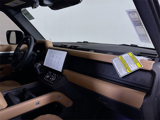 New 2026 Land Rover Defender 110 S image 31