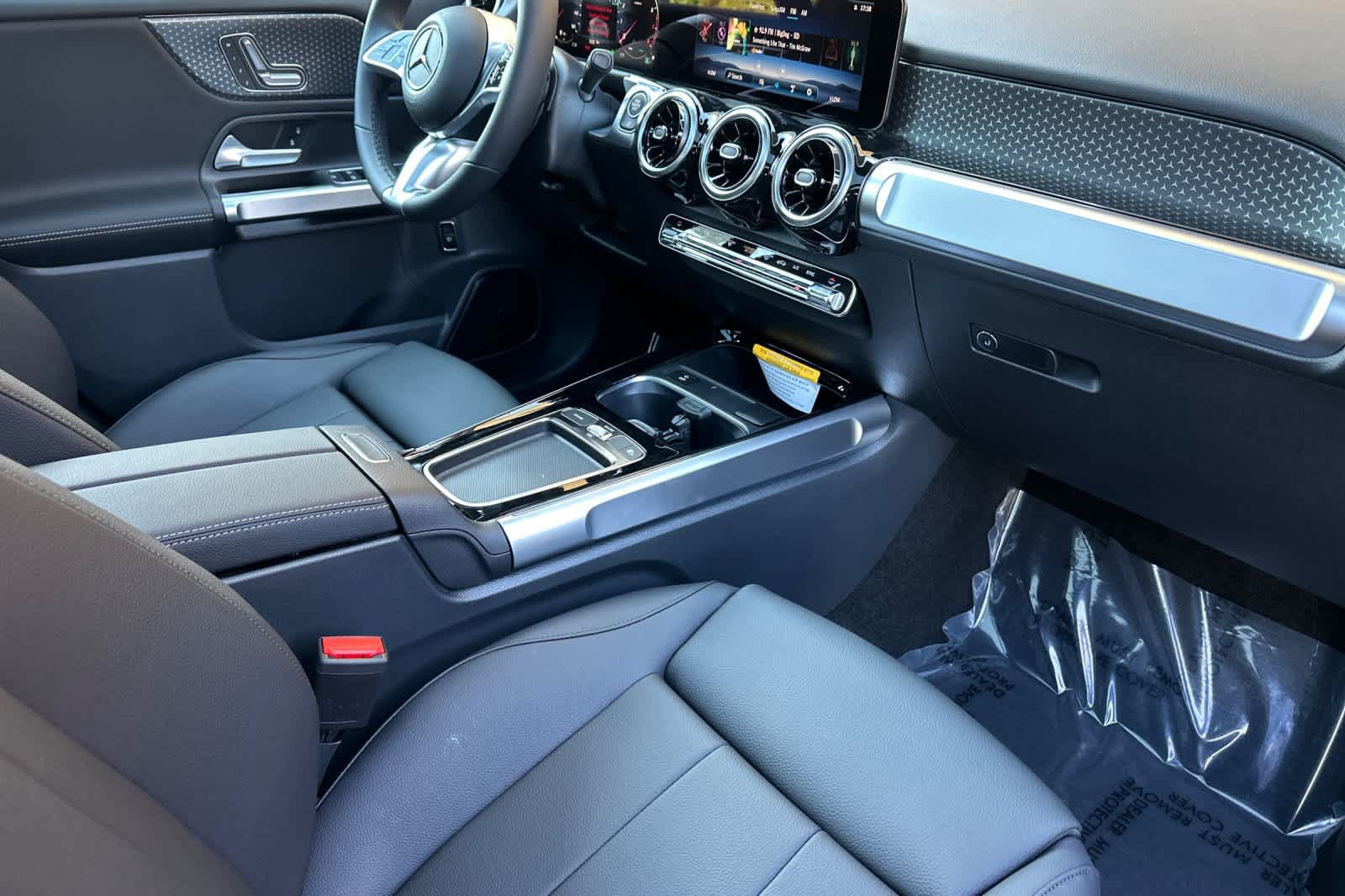 Certified 2026 Mercedes-Benz GLB 250 image 15