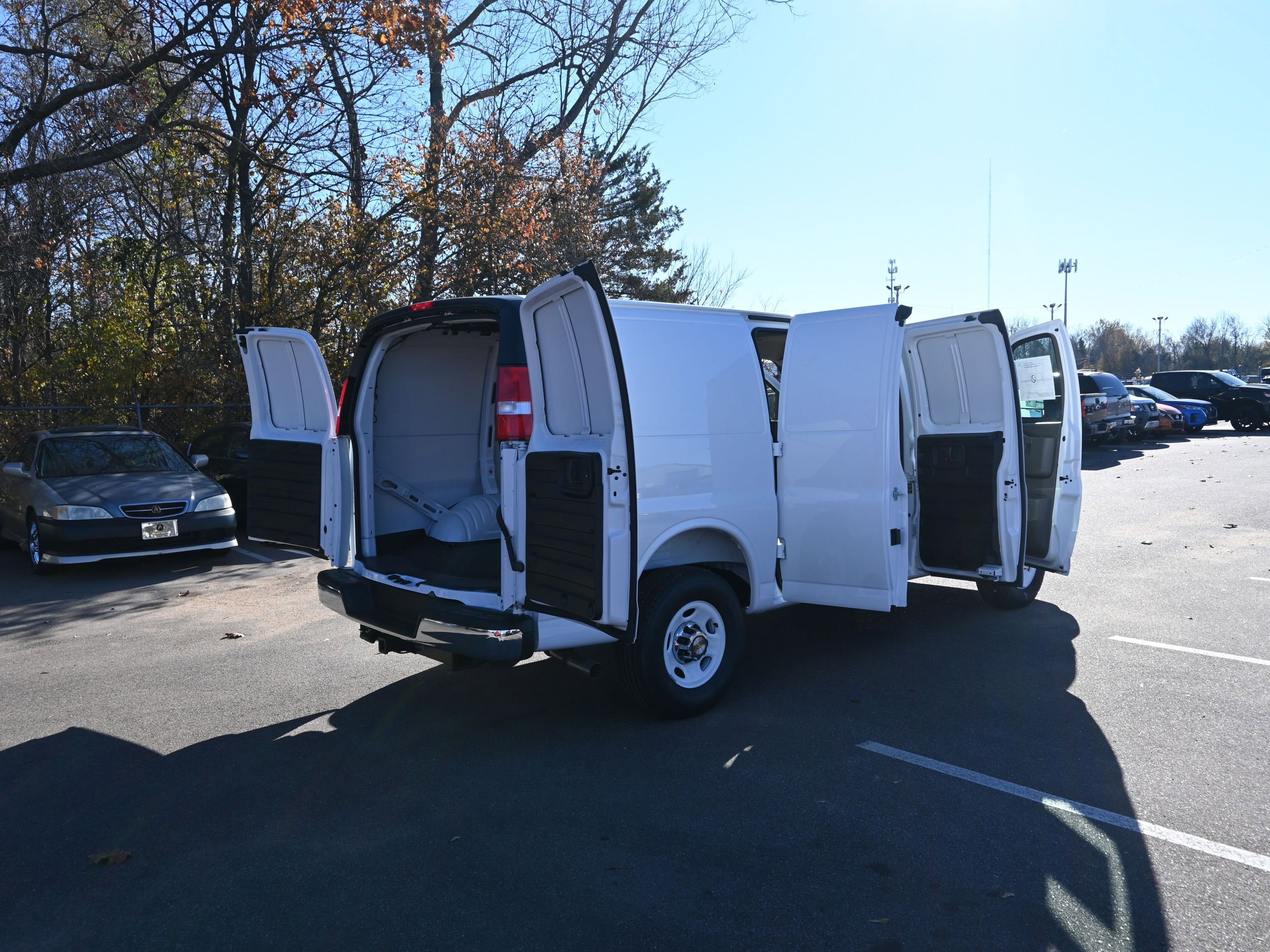 New 2025 Chevrolet Express 2500 w/ Driver Convenience Package image 28