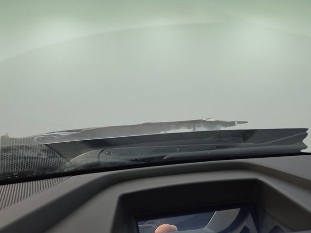 Used 2021 Buick Envision Essence w/ Technology Package I image 16