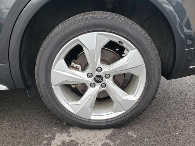 Used 2021 Audi Q5 Prestige w/ Prestige Package image 27