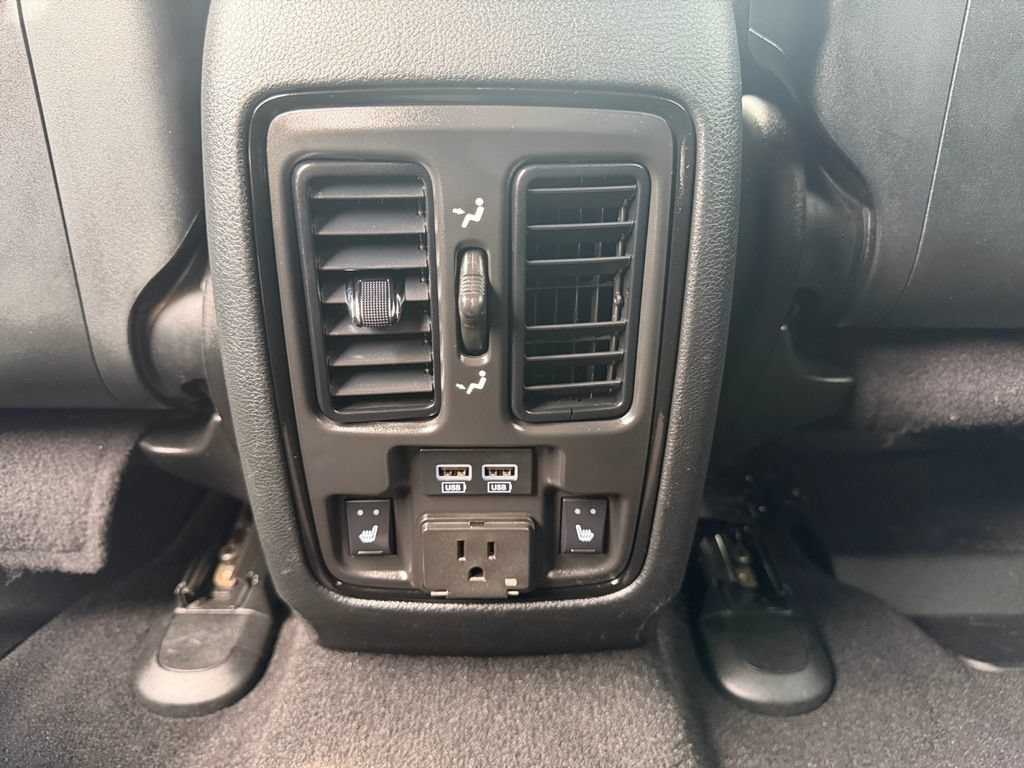 Used 2025 Dodge Durango GT AWD/4WD image 18