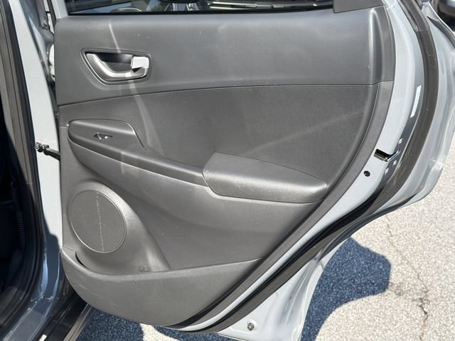 Used 2023 Hyundai Kona SE FWD image 16
