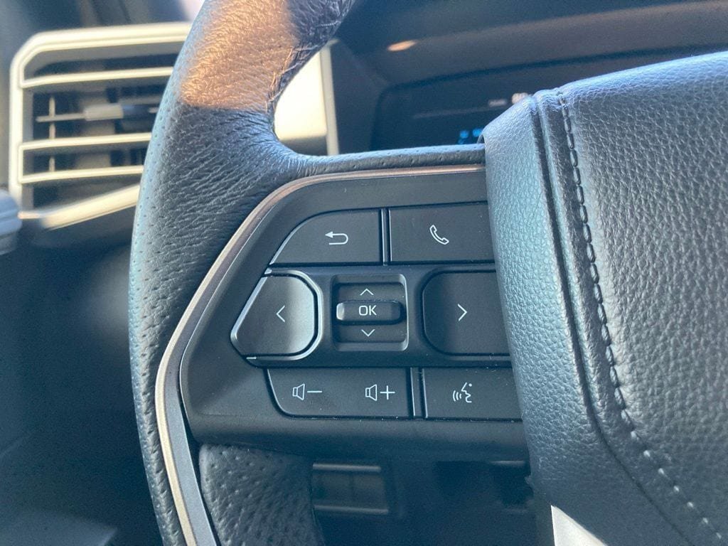 Certified 2026 Toyota Tundra Limited w/ Power Package AWD/4WD image 15
