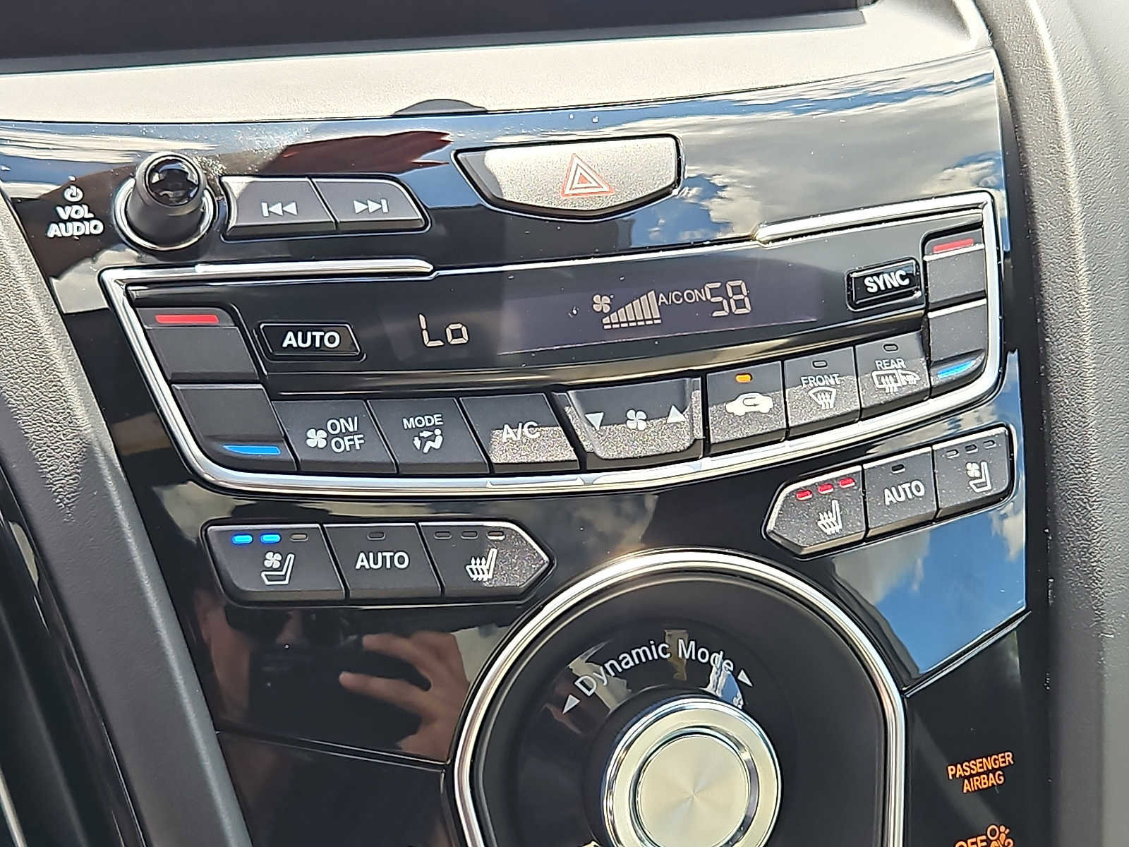 Used 2025 Acura RDX A-Spec image 19