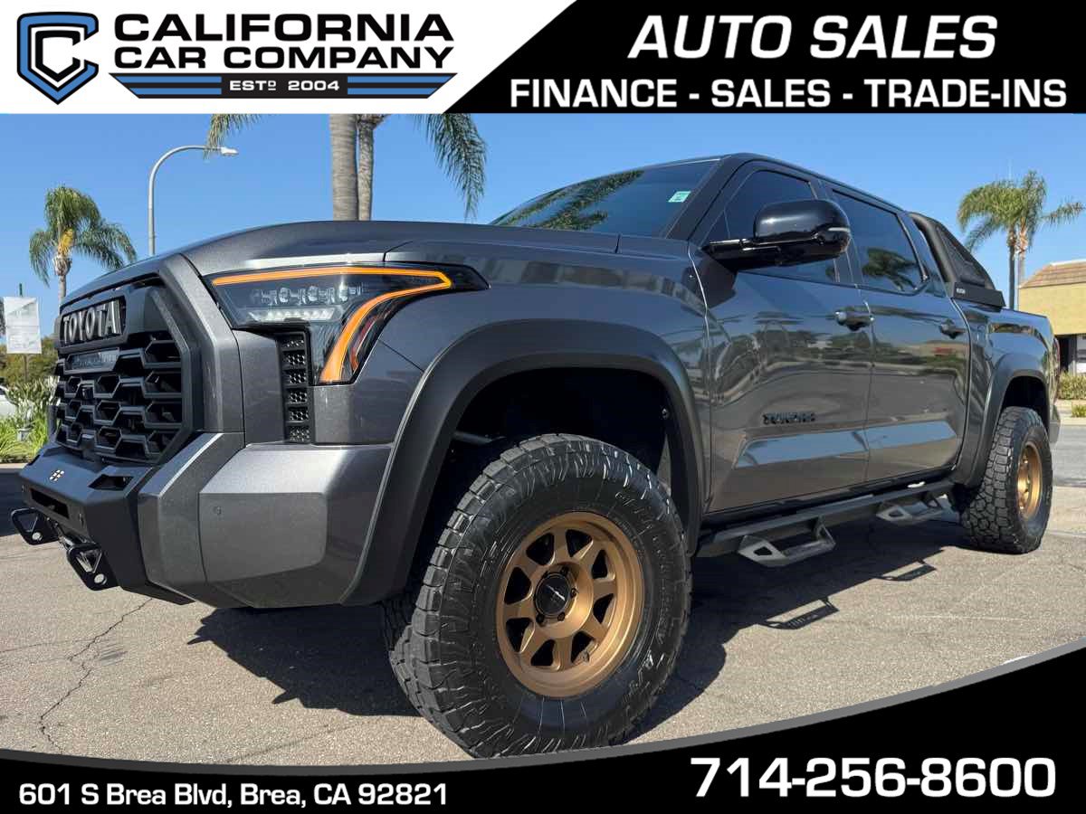 Used 2024 Toyota Tundra Limited AWD/4WD image 1