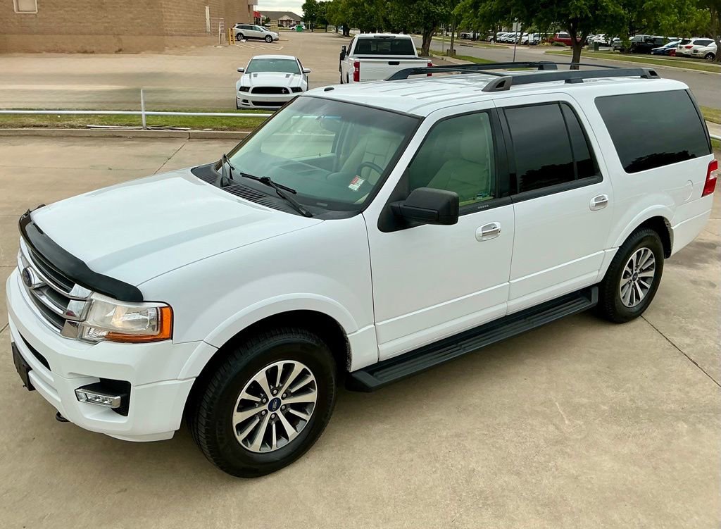 Used 2017 Ford Expedition EL XLT w/ Equipment Group 201A AWD/4WD image 5