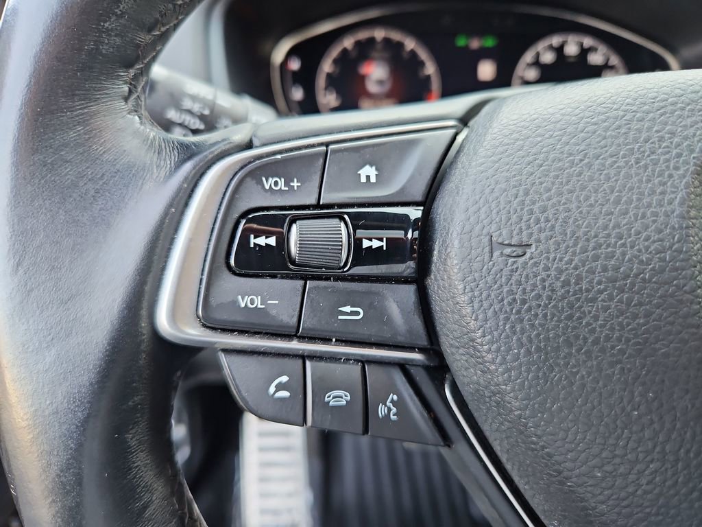 Used 2018 Honda Accord Sport image 11