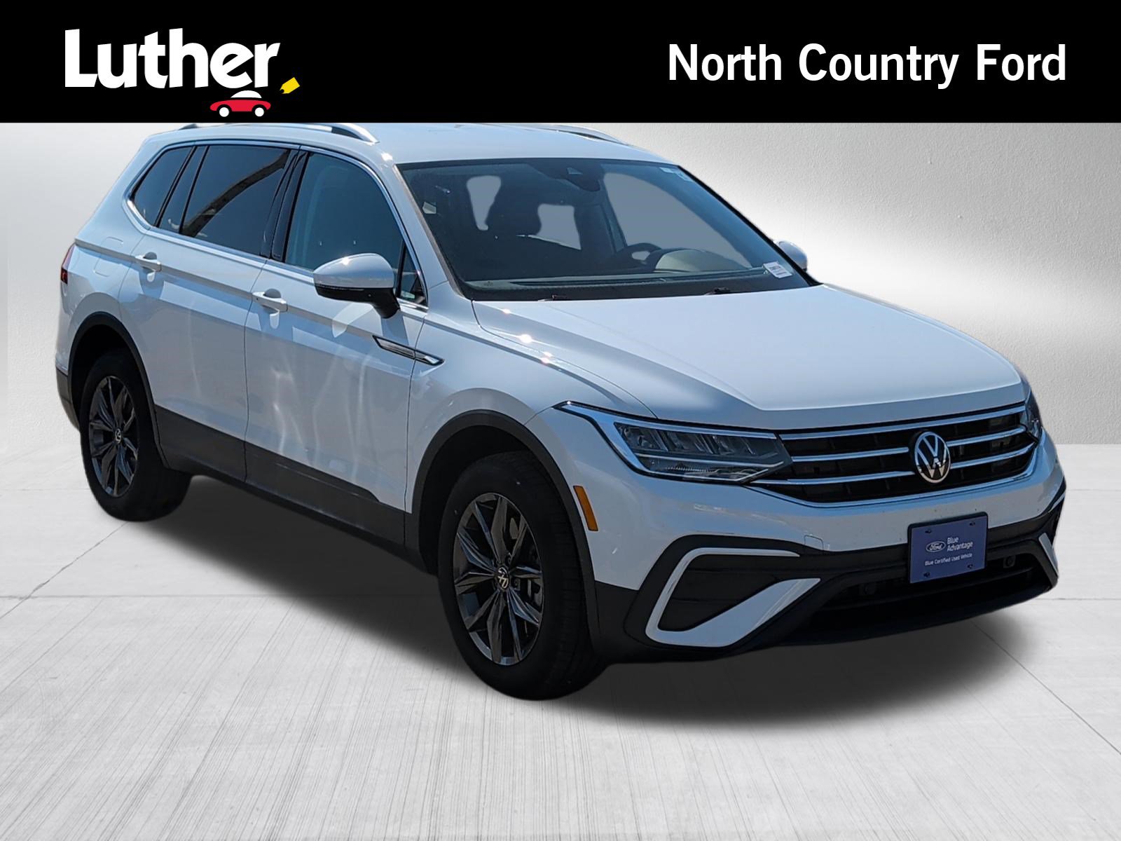 Used 2022 Volkswagen Tiguan SE AWD/4WD image 1