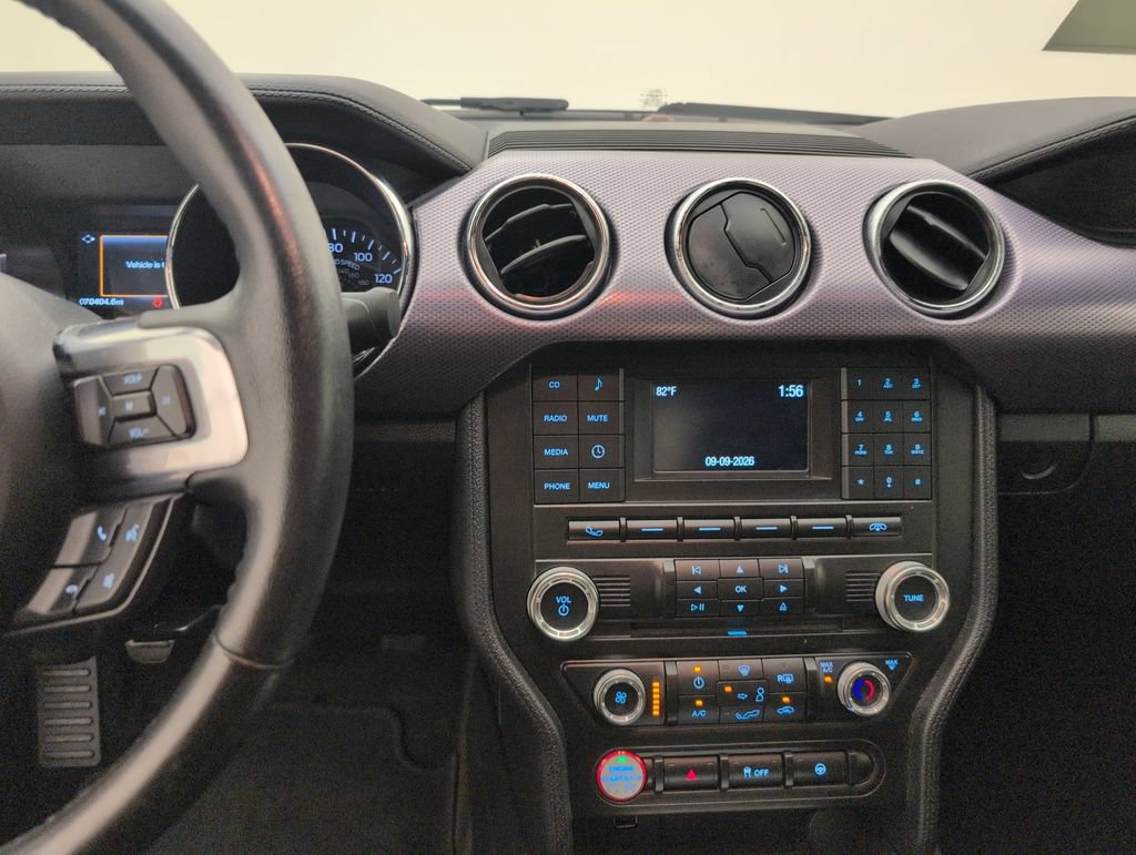 Used 2017 Ford Mustang Coupe RWD image 17